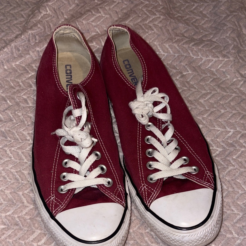 Converse Low Top Sneakers - Maroon and White